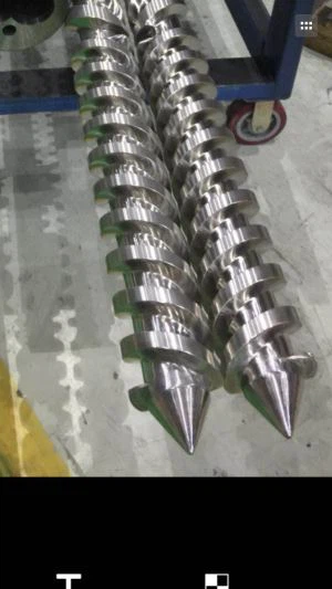 나사 유도 예열 장비